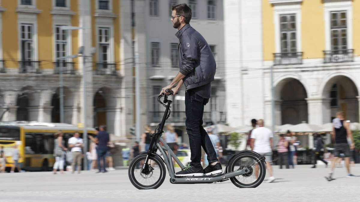 BMW X2City: Der erste zugelassene E-Kick-Scooter für deutsche Radwege